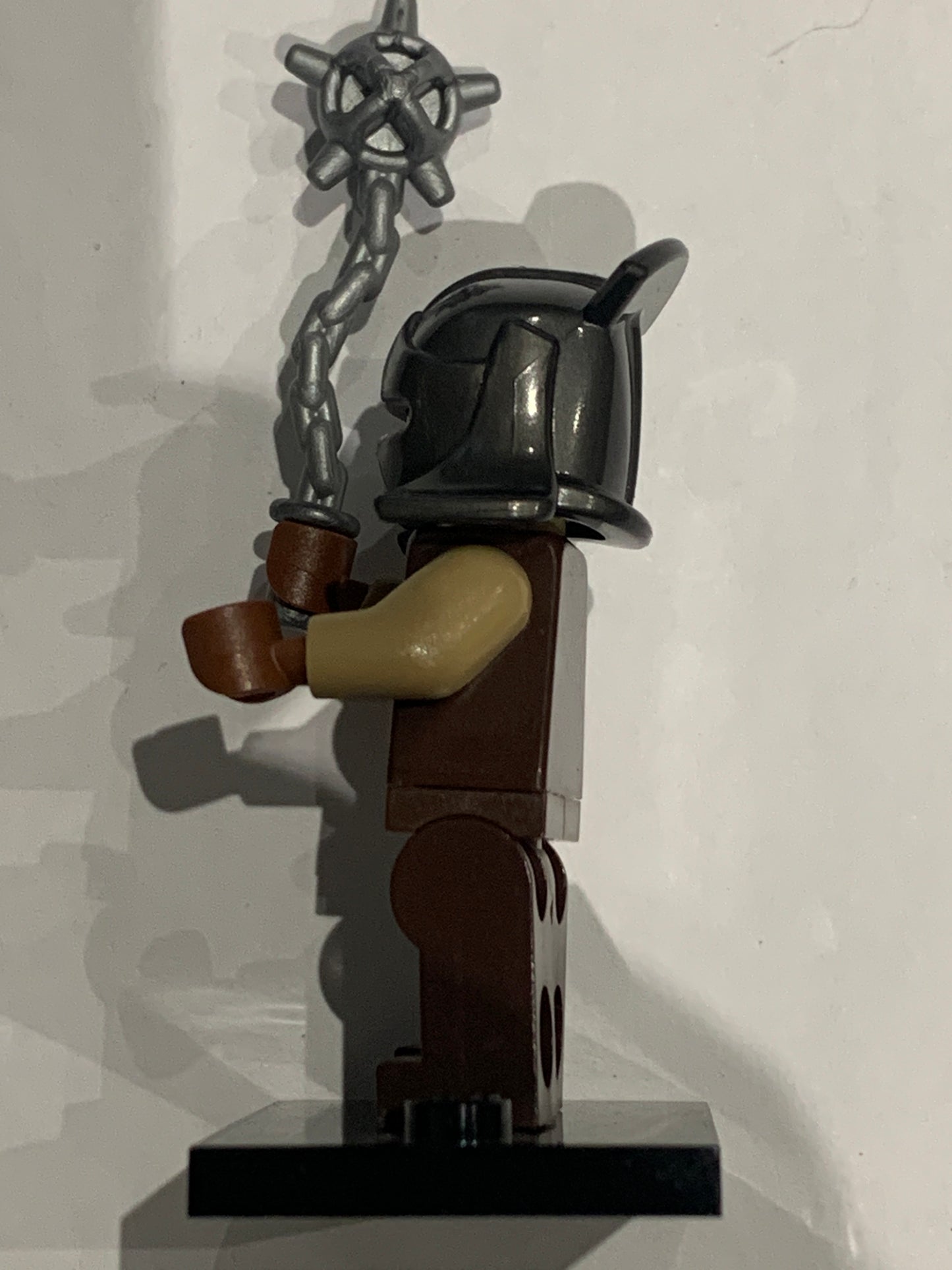 Lego Lotr / Hobbit Mordor Orc with Helmet Lor065
