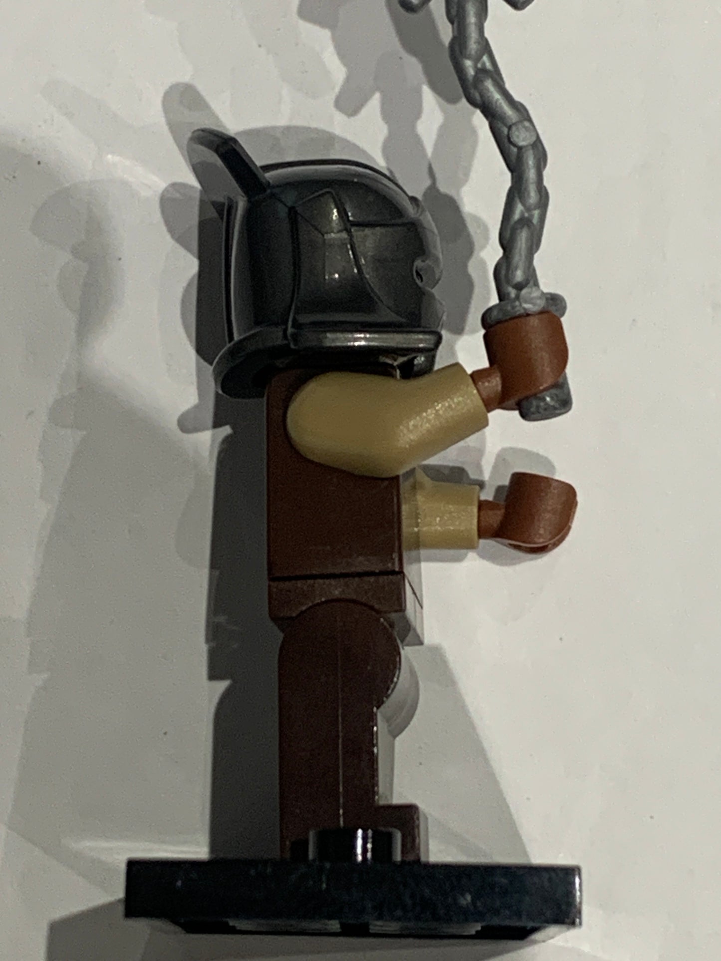 Lego Lotr / Hobbit Mordor Orc with Helmet Lor065