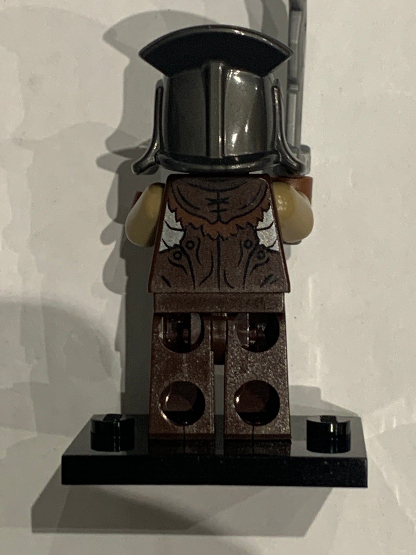 Lego Lotr / Hobbit Mordor Orc with helmet Lor065